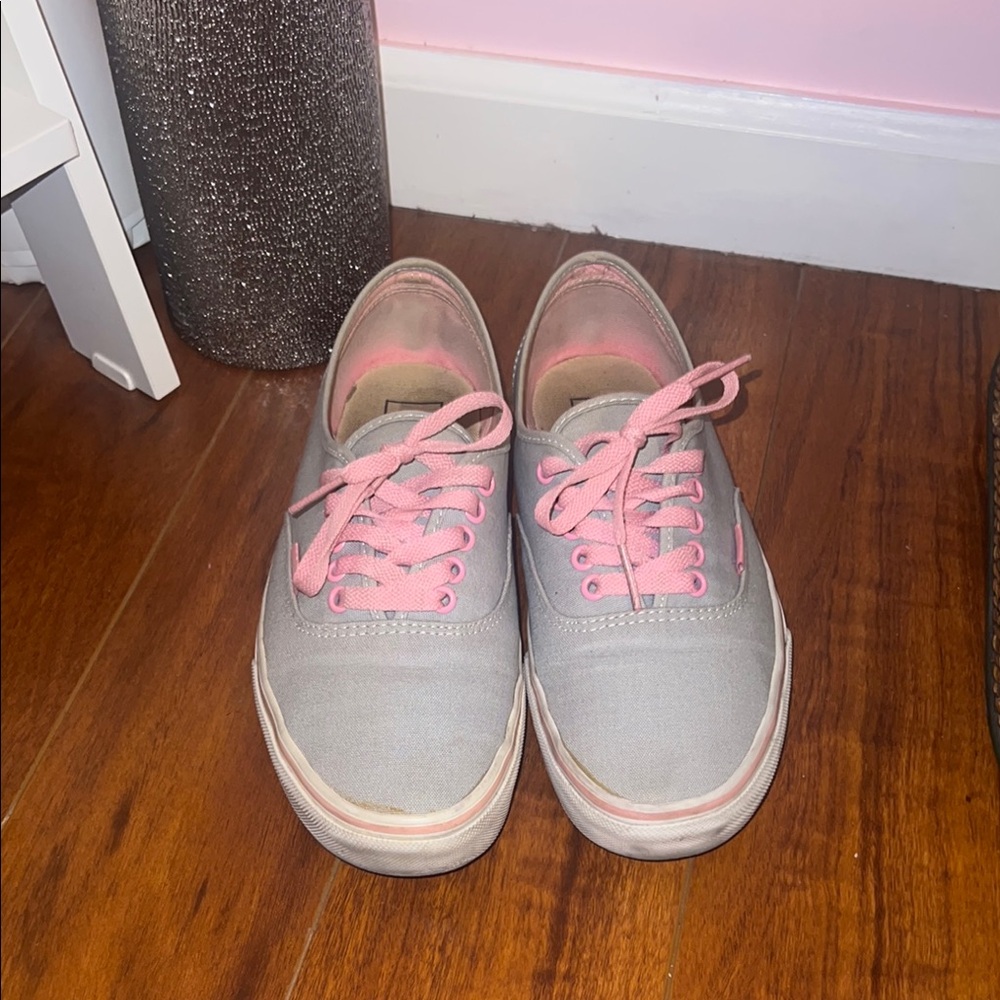 Vans Gray Sneakers with Pink Laces and outline